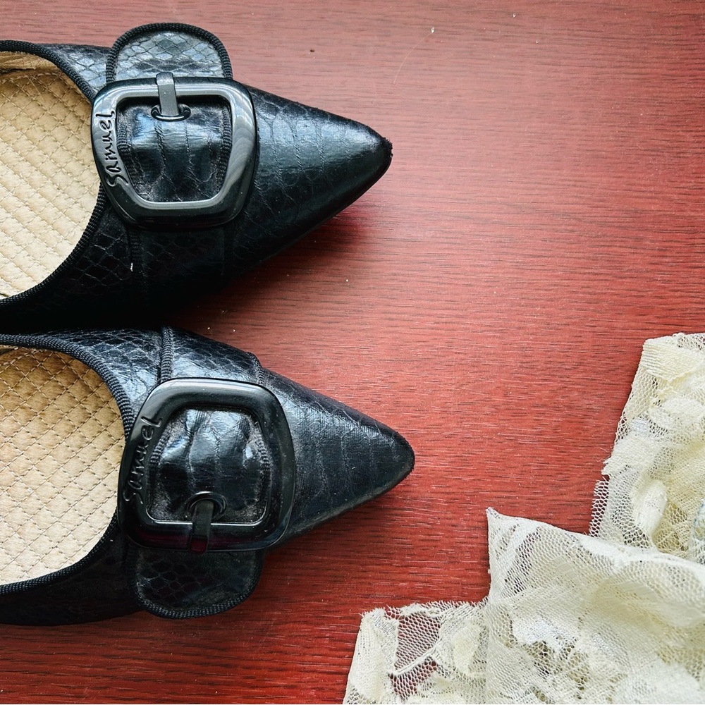 {Samuel} EUC Faux Snake-Skin Pointed Toe Wedged Buckle Detail Classic Flats